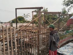 Buat Resah,Warga Pinta Pol PP Tutup Pembangunan Kandang Ternak Kambing Desa Telaga Murni
